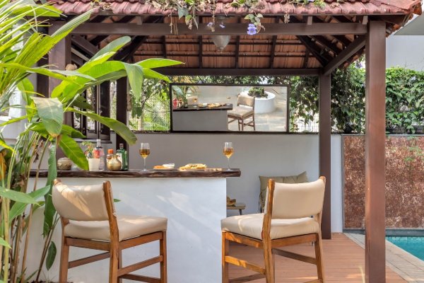 Image Title Goes Here