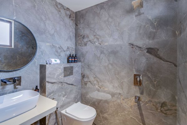 Bathroom 2