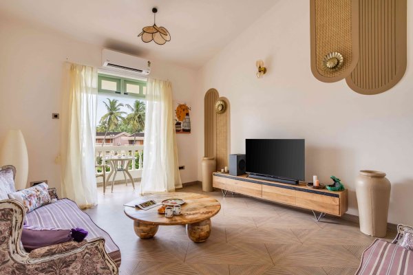 Image Title Goes Here