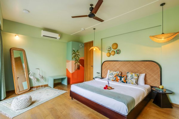 Image Title Goes Here