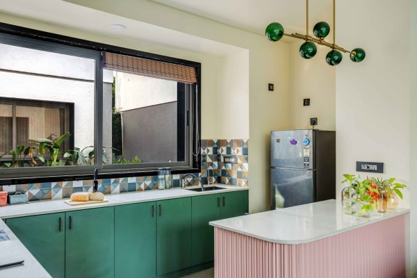 Image Title Goes Here