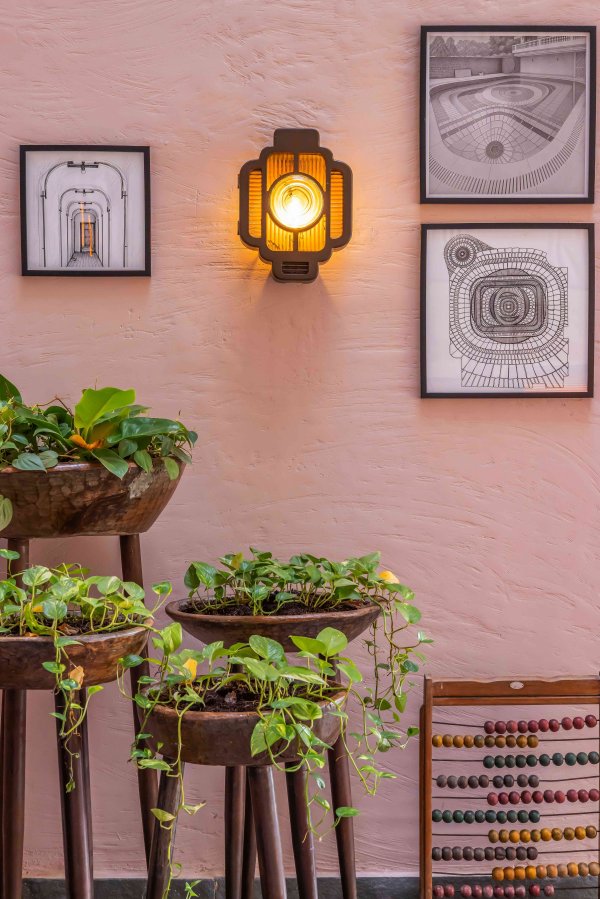 Image Title Goes Here